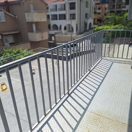 Sole Apartment *